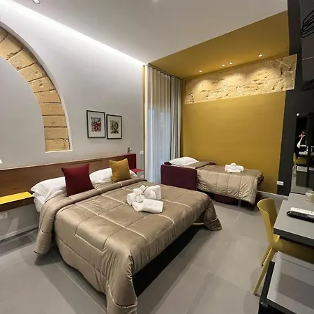 Rosy Design Bed & Breakfast 4*